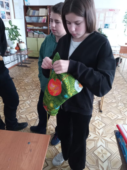 акция «Своих не бросаем».